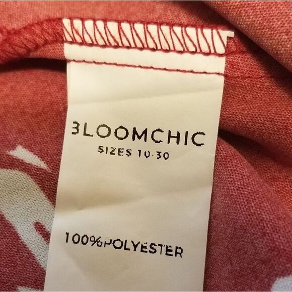 Bloomchic Red and White Flower Flare sleeve blouse - Picture 7 of 8